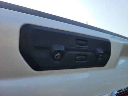 Used 2023 GMC Sierra 1500 Denali RWD image 4