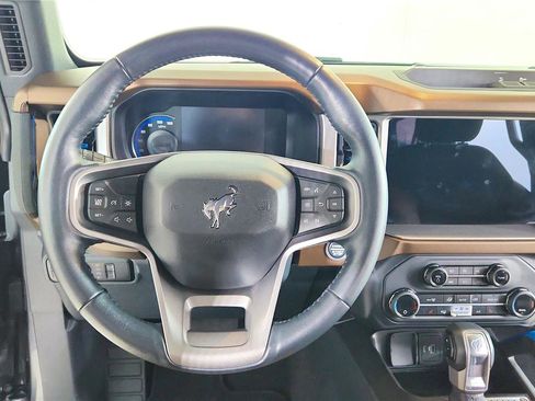 Used 2023 Ford Bronco Outer Banks image 29