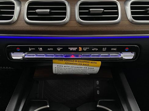 New 2026 Mercedes-Benz GLS 450 4MATIC image 27