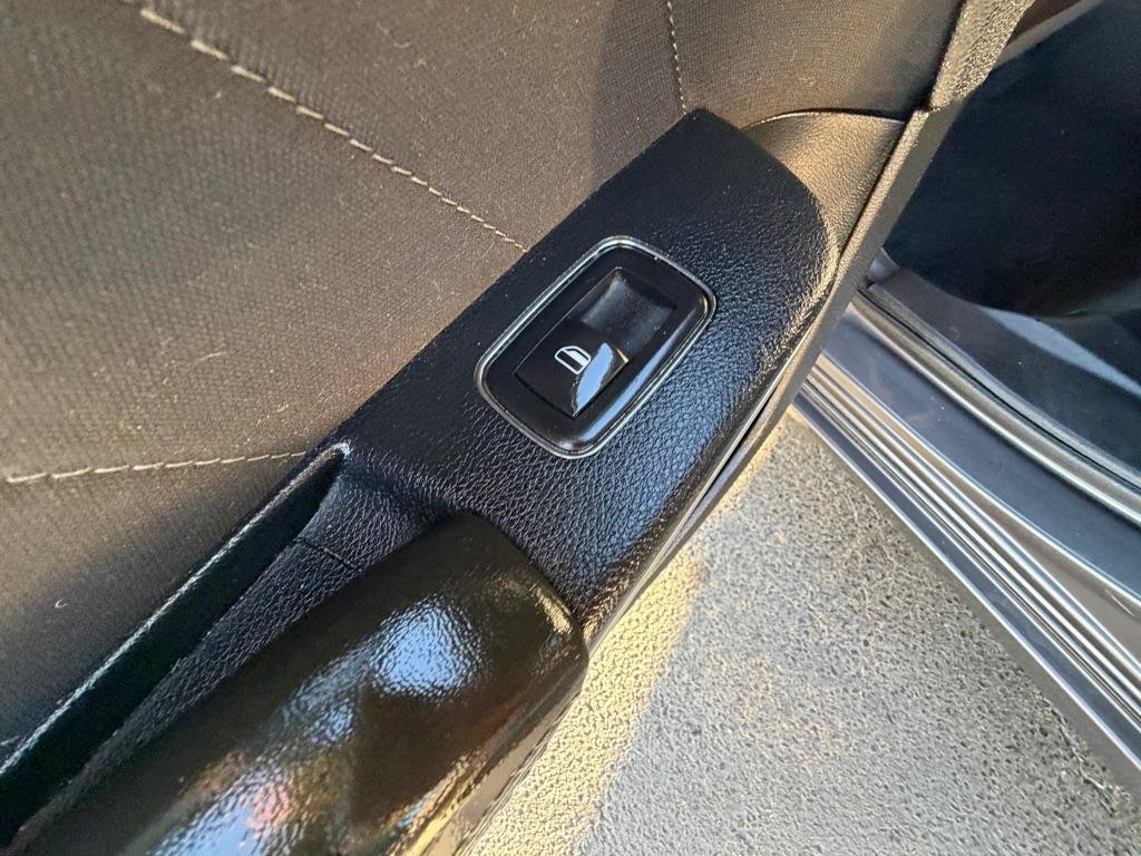 Used 2015 Dodge Charger R/T w/ Driver Confidence Group RWD image 15