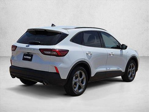 Used 2025 Ford Escape ST-Line FWD image 5