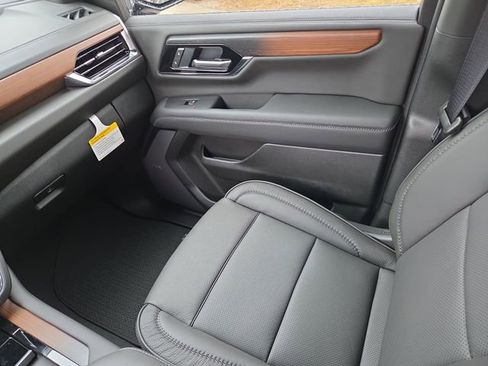 New 2026 GMC Yukon XL Denali image 15