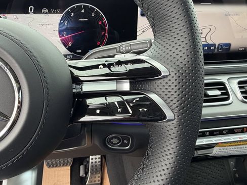 New 2026 Mercedes-Benz GLS 450 4MATIC image 24