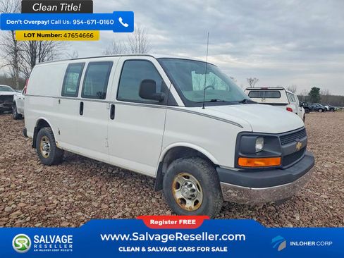 Used 2015 Chevrolet Express 2500 RWD image 5