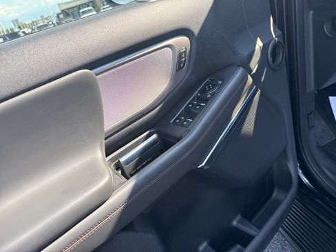 Used 2025 Ford Expedition Active AWD/4WD image 14