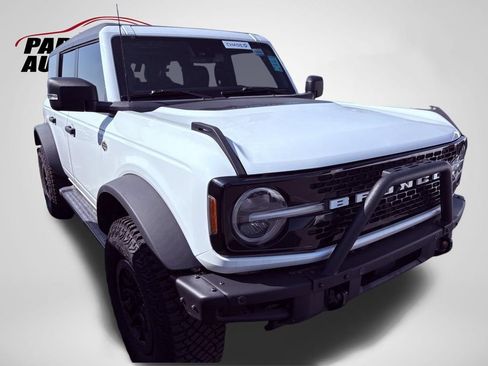 Used 2023 Ford Bronco Wildtrak AWD/4WD image 2