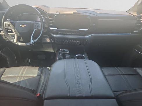 Used 2023 Chevrolet Silverado 1500 High Country w/ Technology Package AWD/4WD image 12