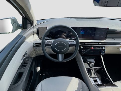 New 2026 Hyundai Tucson SEL FWD image 15