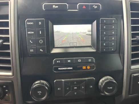Used 2022 Ford F250 XL w/ Power Equipment Group AWD/4WD image 24