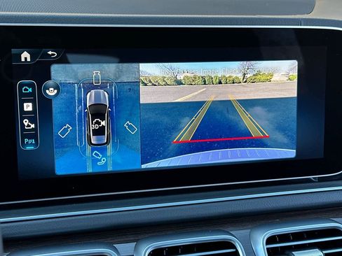 New 2026 Mercedes-Benz GLE 580 4MATIC image 19