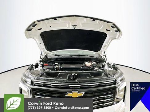 Used 2025 Chevrolet Suburban High Country image 36