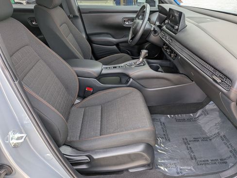 Used 2024 Honda HR-V Sport image 30