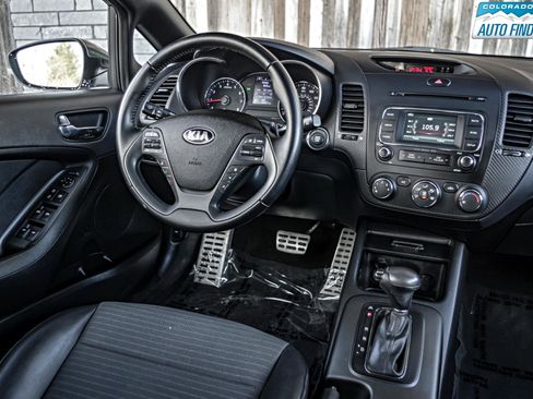 Used 2016 Kia Forte SX image 15