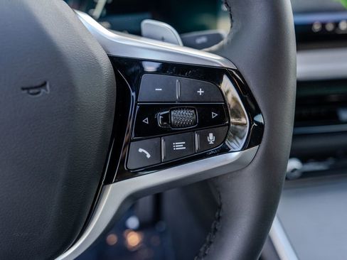 Used 2026 BMW 330i Sedan image 7