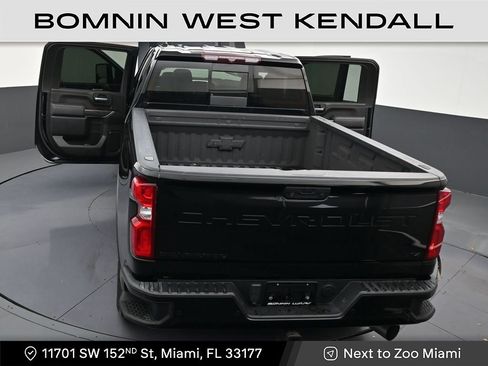 Used 2022 Chevrolet Silverado 2500 LTZ w/ LTZ Plus Package image 32