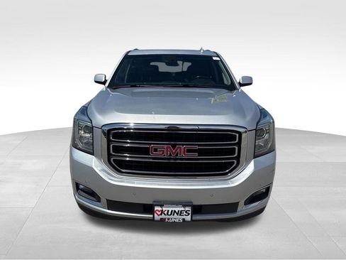 Used 2019 GMC Yukon SLT w/ Open Road Package AWD/4WD image 2