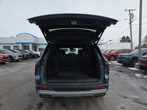 New 2026 Chevrolet Traverse LT w/ LPO, Floor Liner Package image 7