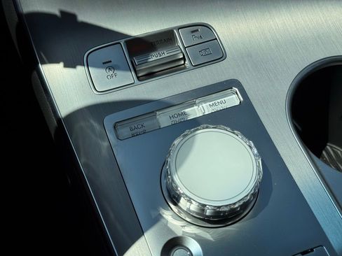 New 2026 Genesis GV70 2.5T Advanced image 37