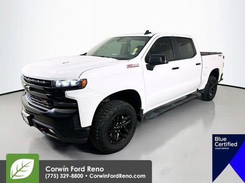 Used 2021 Chevrolet Silverado 1500 LT Trail Boss w/ Convenience Package II AWD/4WD image 3