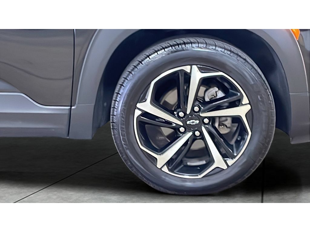 Used 2021 Chevrolet TrailBlazer RS w/ Convenience Package AWD/4WD image 20