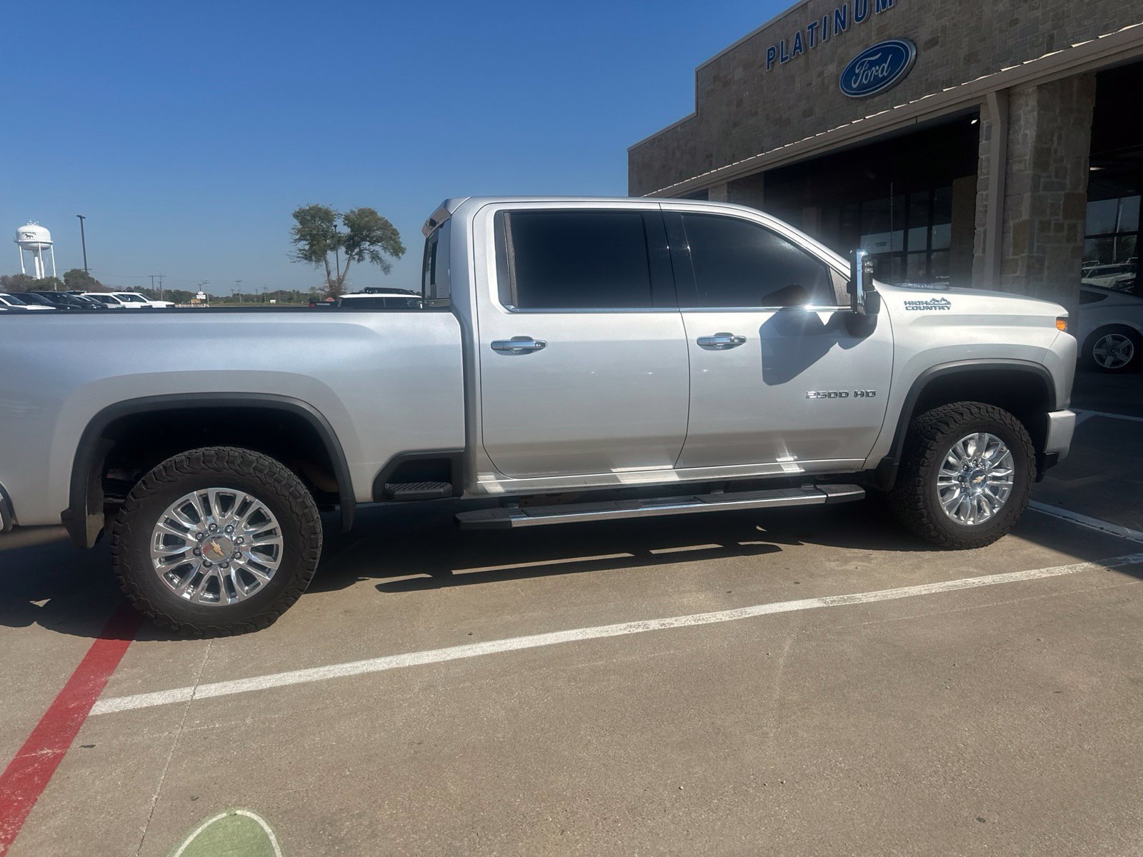 Used 2021 Chevrolet Silverado 2500 High Country w/ Z71 Off-Road Package AWD/4WD image 6