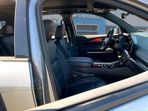 New 2026 Chevrolet Traverse Z71 w/ Driver Confidence Package AWD/4WD image 14