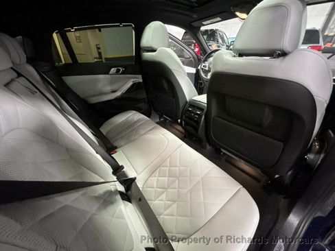 Used 2026 BMW X6 M60i image 29