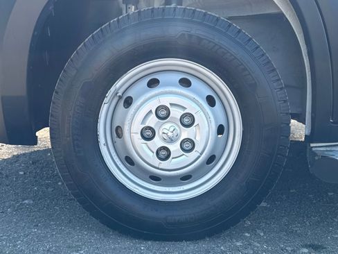 Used 2023 RAM ProMaster 2500 image 20