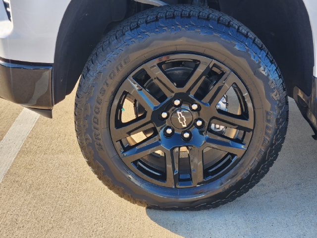 Used 2025 Chevrolet Silverado 1500 LT Trail Boss w/ Convenience Package II AWD/4WD image 17
