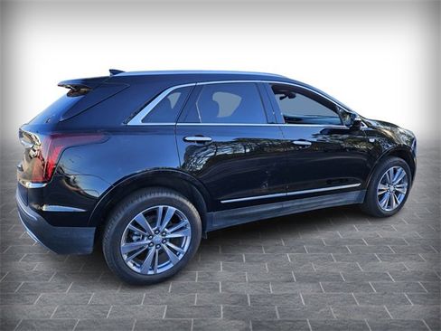 Used 2025 Cadillac XT5 Premium Luxury image 5