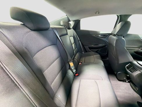 Used 2023 Chevrolet Malibu LT FWD image 28