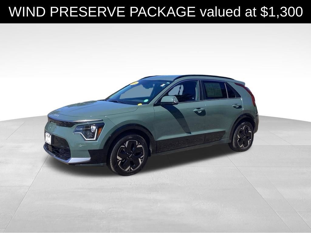 Used 2024 Kia Niro Wind w/ Wind Preserve Package FWD image 3