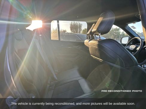 Used 2023 Jeep Grand Cherokee Altitude image 15