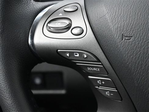 Used 2024 Nissan Murano SL image 8