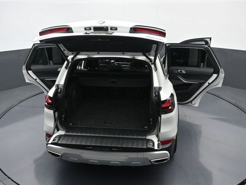 Used 2025 BMW X5 xDrive40i image 43
