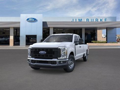 New 2026 Ford F250 XL w/ XL Chrome Package image 3