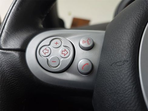 Used 2009 MINI Cooper Hardtop image 18