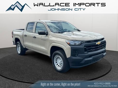 Used 2023 Chevrolet Colorado W/T RWD image 7