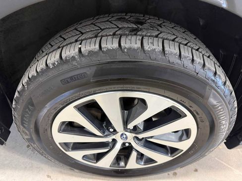 Used 2022 Subaru Outback Premium AWD/4WD image 12