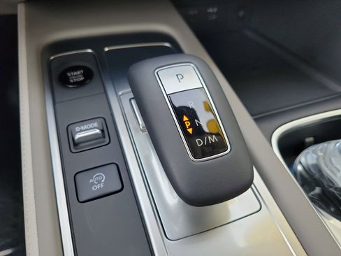 Certified 2026 INFINITI QX60 Luxe w/ Family Package FWD image 26