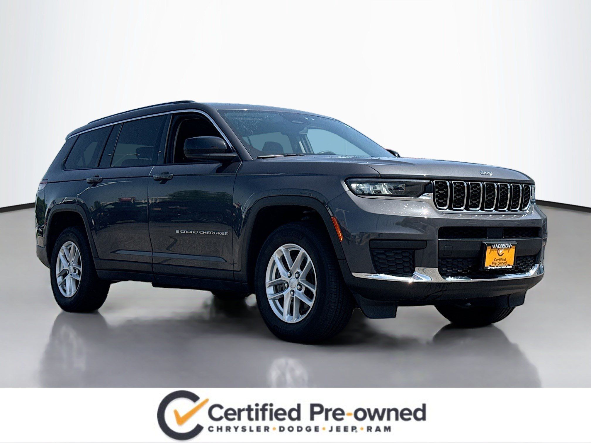 Used 2023 Jeep Grand Cherokee L Laredo w/ Luxury Tech Group I AWD/4WD image 1