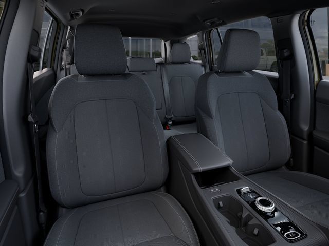 Used 2026 Jeep Cherokee Laredo AWD/4WD image 16