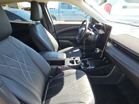 Used 2025 Ford Mustang Mach-E Select image 5