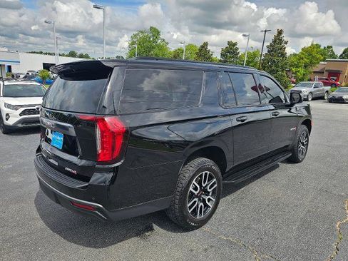 Used 2023 GMC Yukon XL AT4 w/ Technology Package AWD/4WD image 42