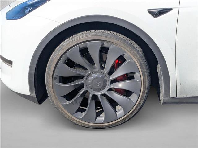 Used 2025 Tesla Model Y Performance AWD/4WD image 19