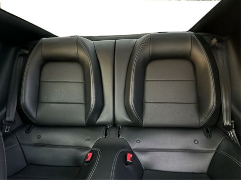 Used 2018 Ford Mustang Premium image 15