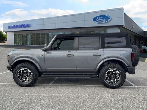 Used 2021 Ford Bronco Outer Banks AWD/4WD image 3