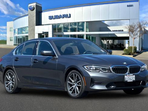 Used 2019 BMW 330i Sedan w/ Convenience Package RWD image 5