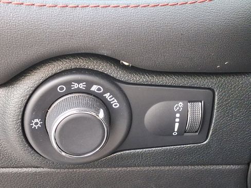 Certified 2024 Dodge Durango GT image 30