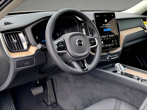 New 2026 Volvo XC60 B5 Plus w/ Protection Package Premier AWD/4WD image 7